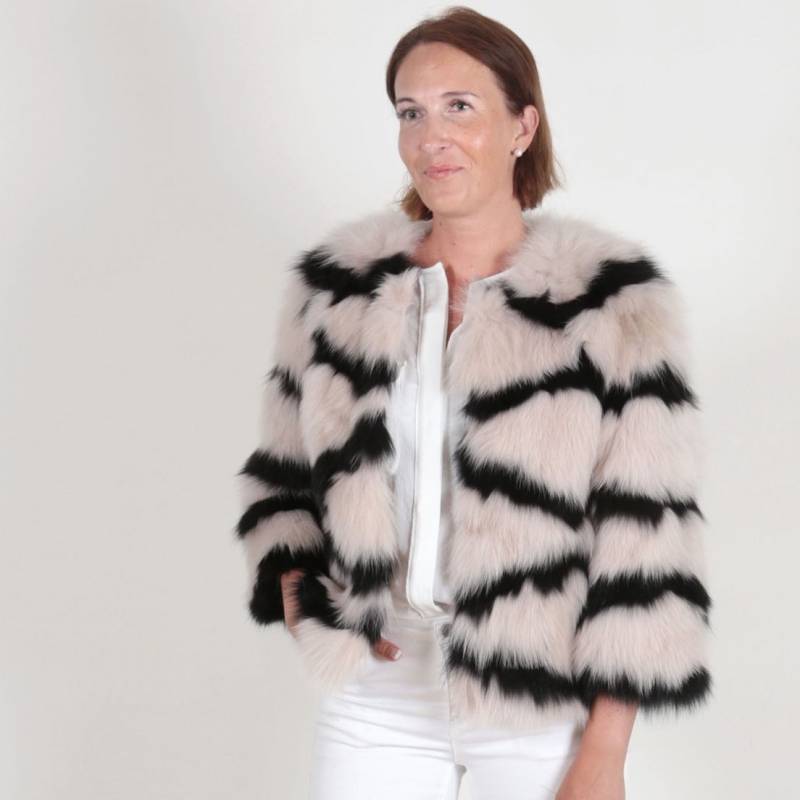 EYES ON MISHA fox fur jacket Olivia blush/schwarz