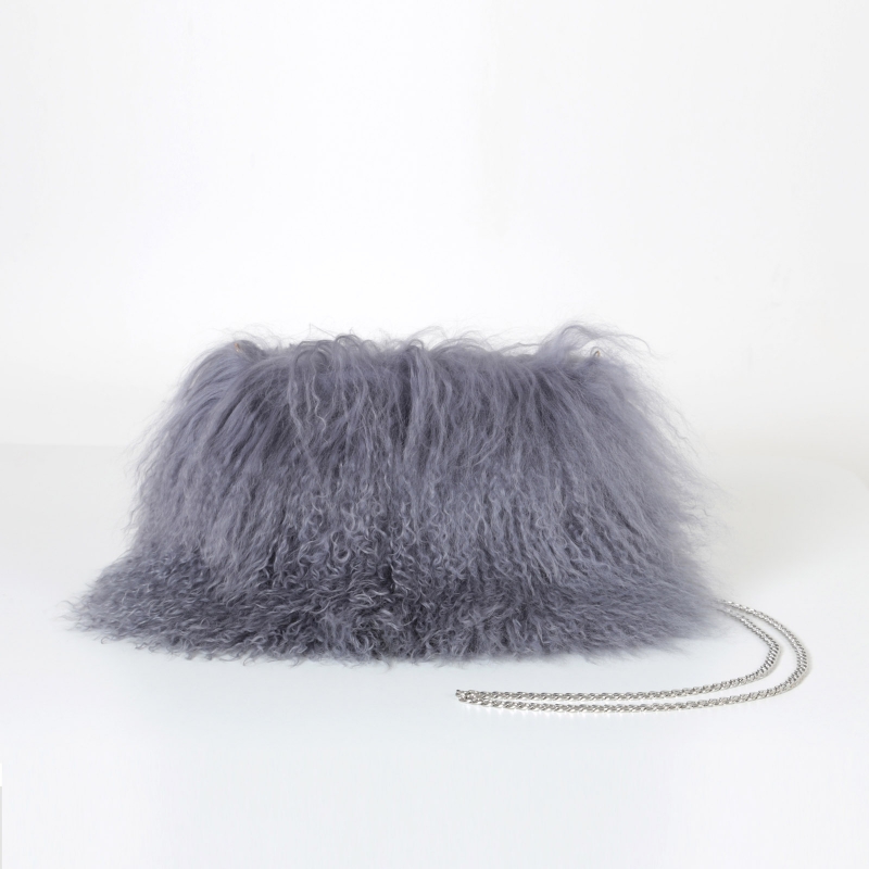 EYES ON MISHA Pelztasche aus mongolischem Lammfell Boho grau